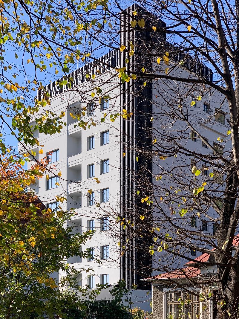 Atlas Aparthotel Piatra Neamţ Buitenkant foto